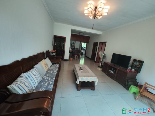 好位置好房子山水名苑全新送家电